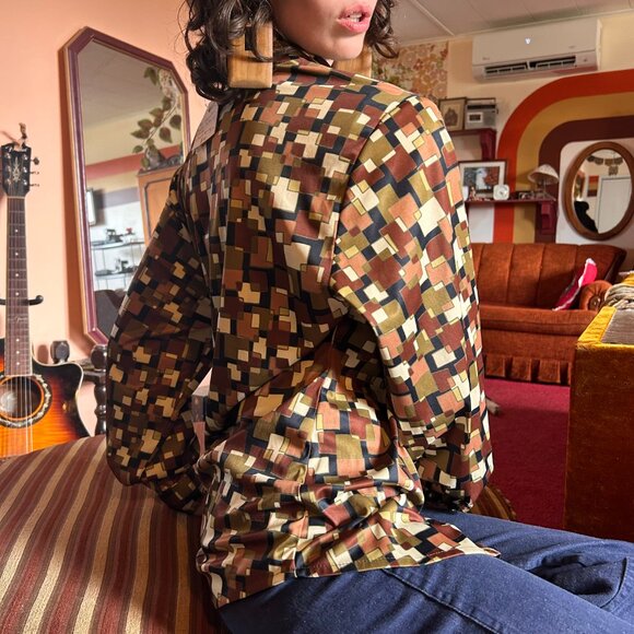 Late 1970s Geometric satin brown green square print button up from XXX manager - Picture 9 of 15